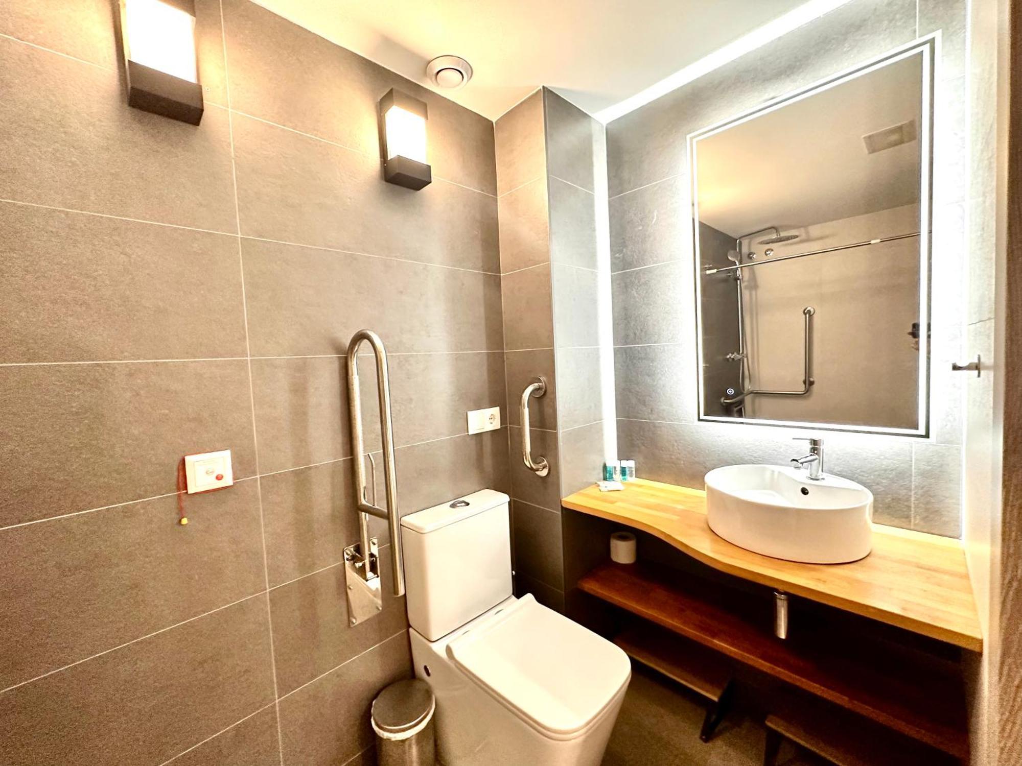 Place Your Place Suites Benimaclet บาเลนเซีย ภายนอก รูปภาพ