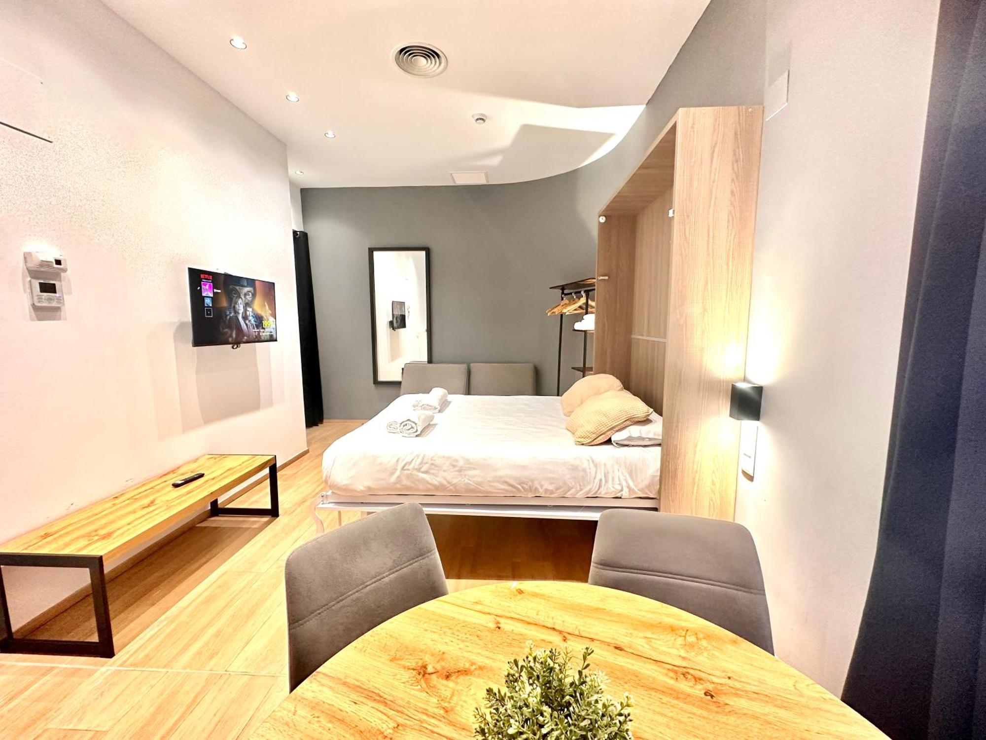 Place Your Place Suites Benimaclet บาเลนเซีย ภายนอก รูปภาพ